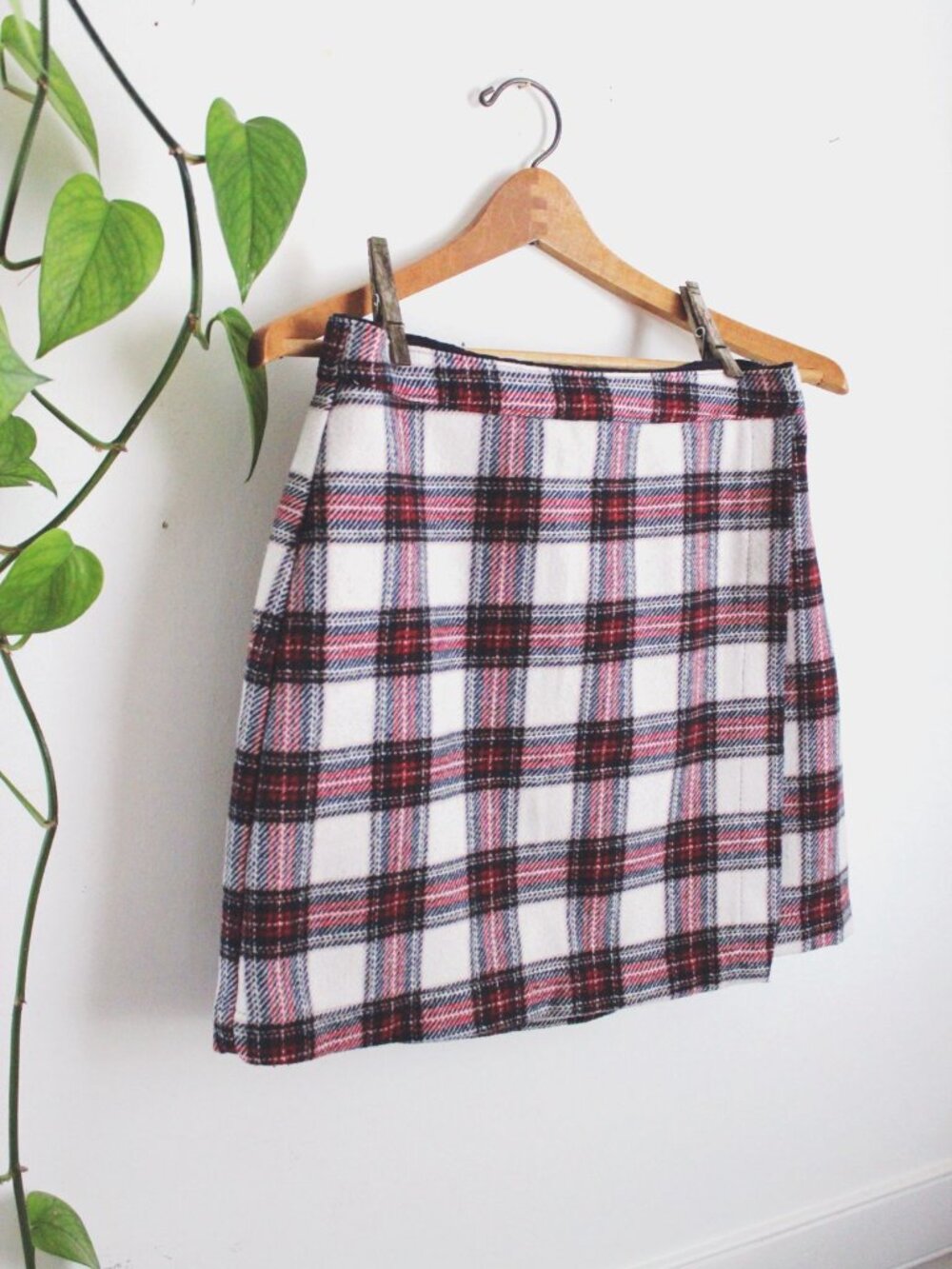 Abercrombie & Fitch Womens Red & White Plaid Tartan Mini Skirt Wool S - Picture 7 of 8